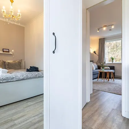 Fuer 4 In Appartement *