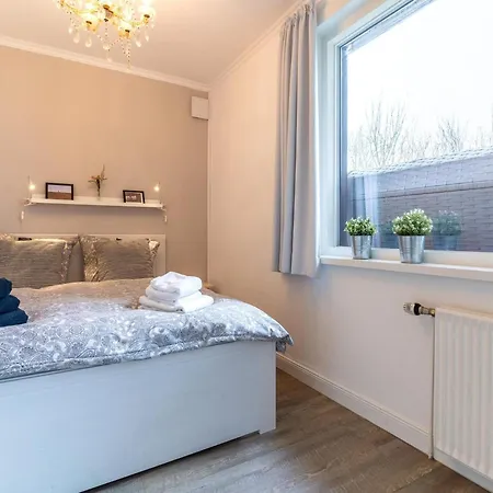 Fuer 4 In Appartement